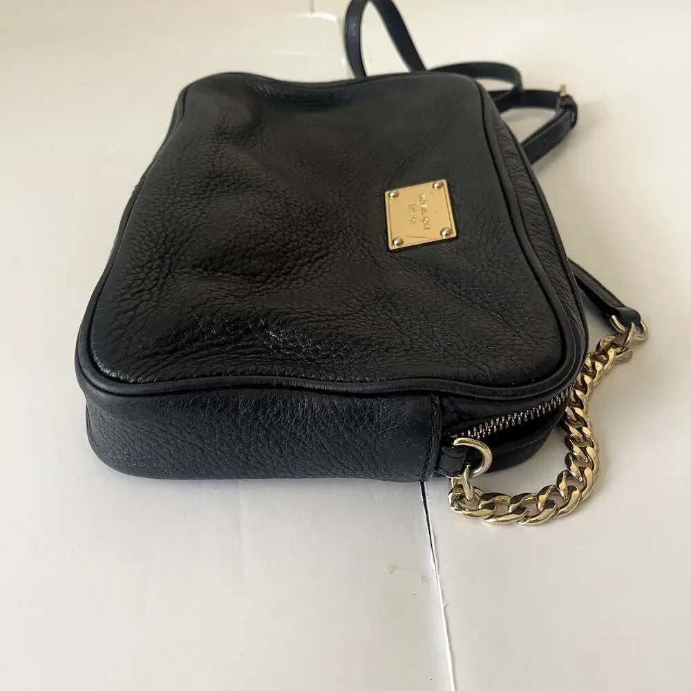 Michael Kors Black Leather Crossbody Bag Gold Chain Handbag Purse Classic Preppy